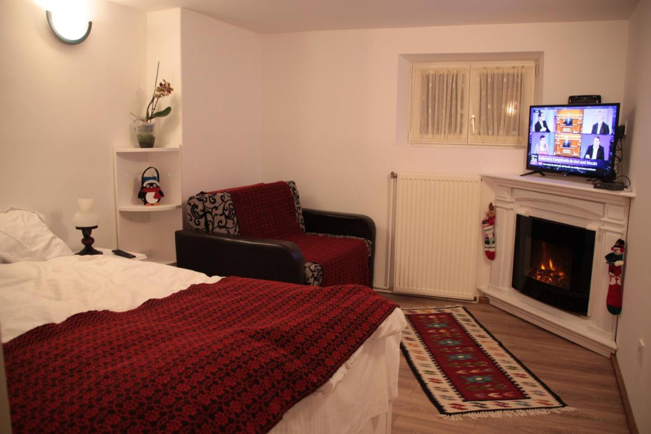 Republicii Rustic Apartament In Brasov City Center Braşov Exterior foto