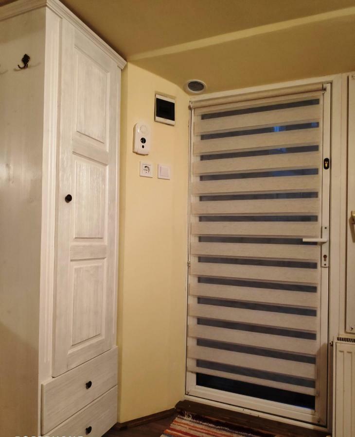 Republicii Rustic Apartament In Brasov City Center Braşov Exterior foto